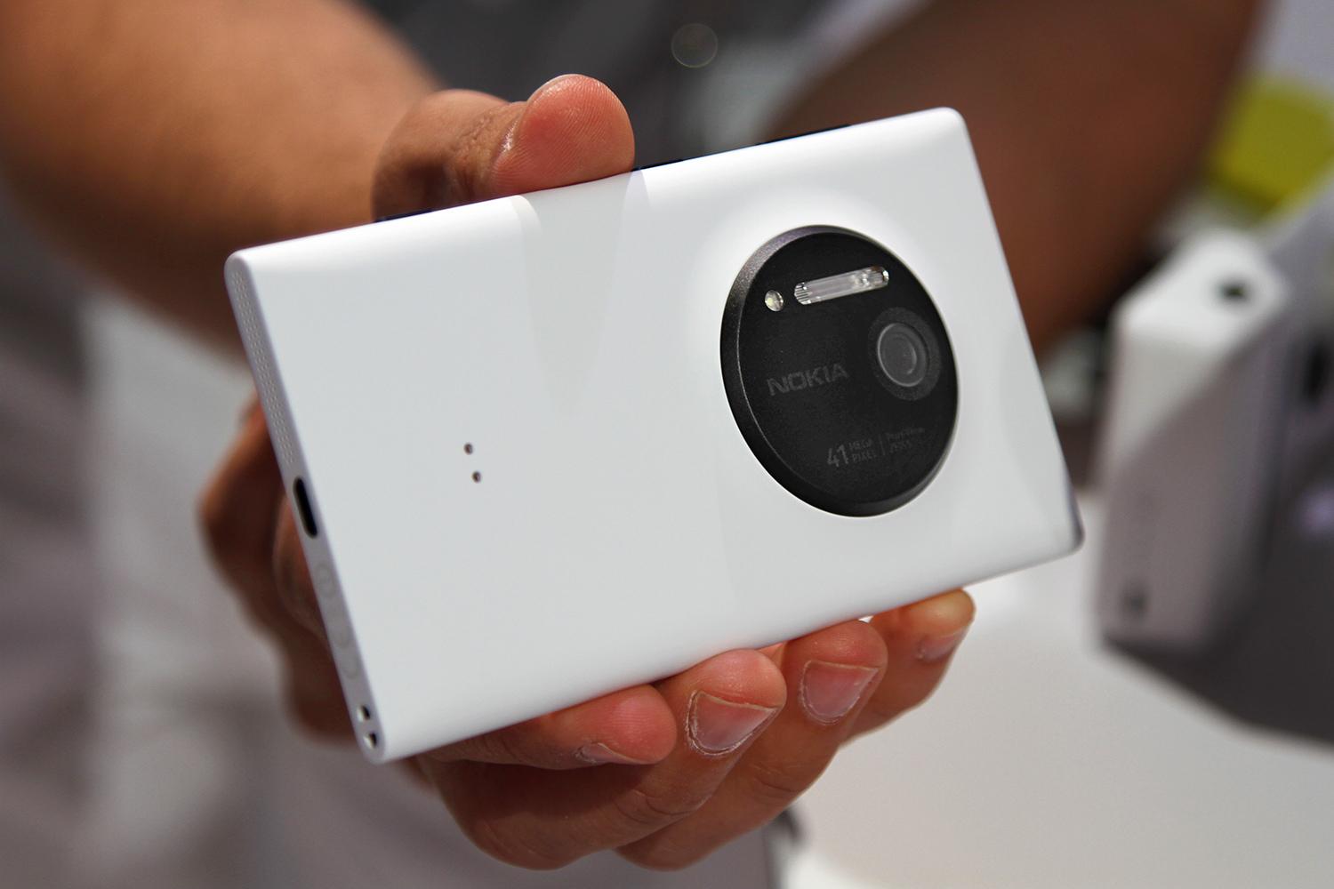 The Nokia 1020 Hands On With The Device Technewszone